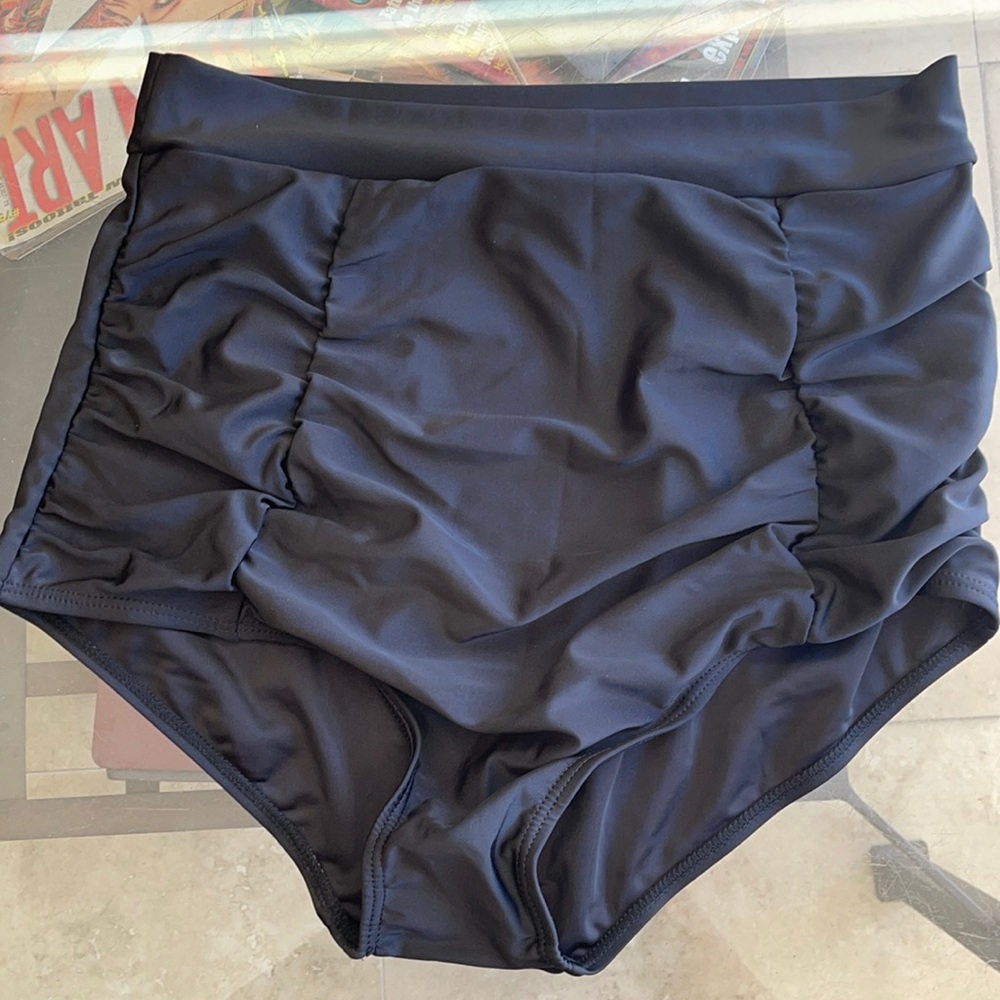Bikini bottoms